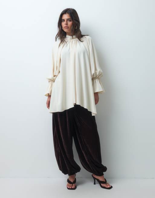 IYAL chiffon crepe high neck boho tie sleeve detail blouse in cream, 4 of 4