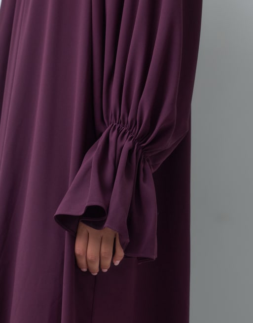 IYAL Chiffon-Maxikleid mit hohem Kragen, Boho und Bindeband-Ärmeldetail in Burgunderrot, 3 von 4