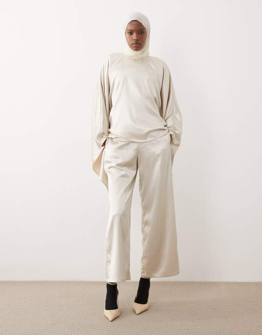 IYAL - Coordinato con top e pantaloni in raso color crema