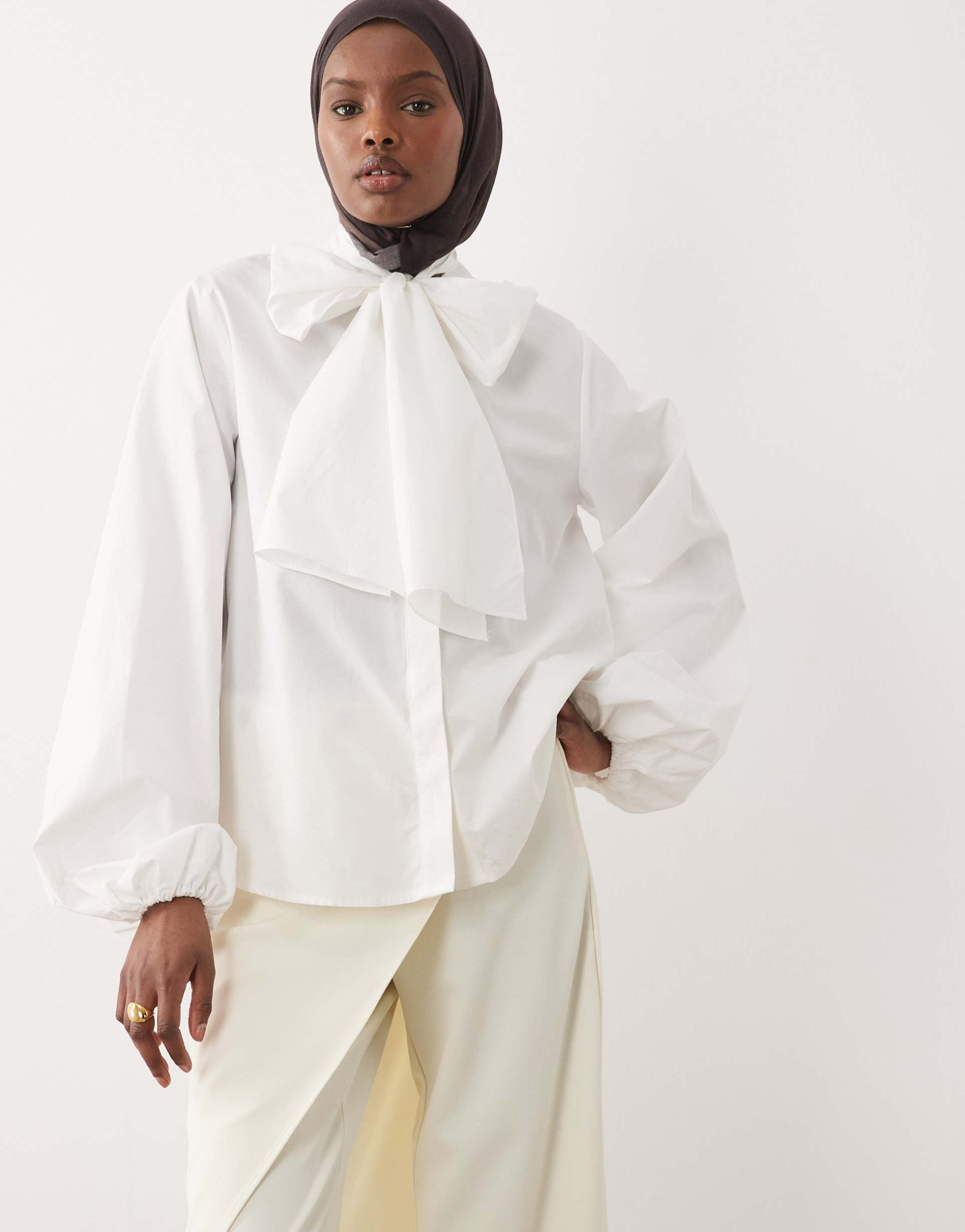 iyal cotton oversized bow detail poplin shirt in white