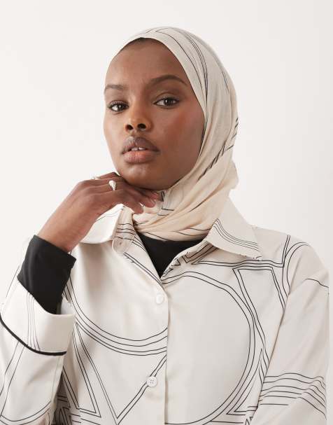 IYAL light weight headscarf in cream geo print - view 1