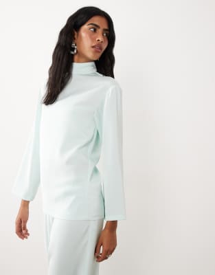 IYAL long sleeve collar detail top in mint - part of a set mint