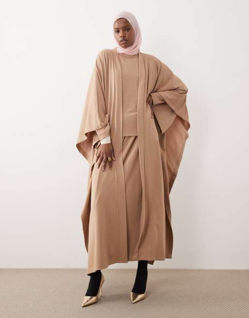 IYAL - Luxe - Abaya color cammello in coordinato