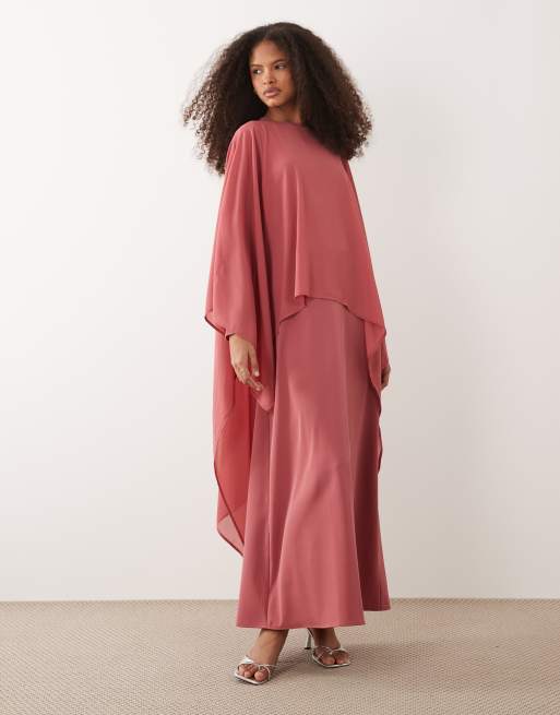 IYAL - Robe longue en satin de mousseline avec cape superposée et détail drapé - Rose corail, 3 de 4