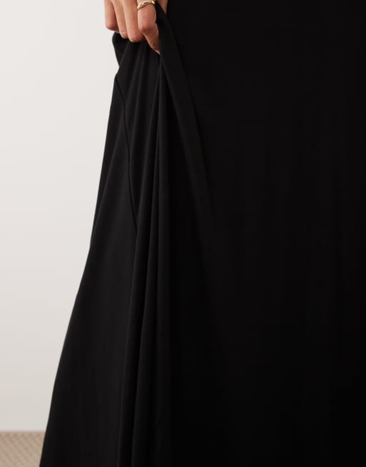 IYAL - Robe longue et fluide coupe trapèze en jersey avec encolure dégagée - Noir, 4 de 4