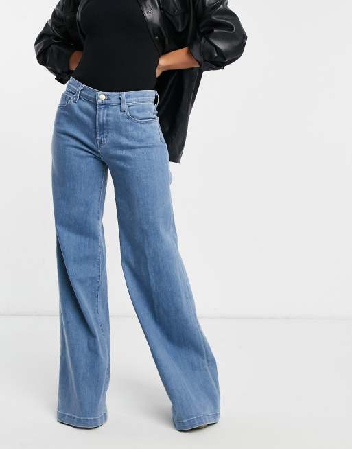 J Brand Evytte 70s mid rise wide leg jeans in mid wash blue, 4 of 4
