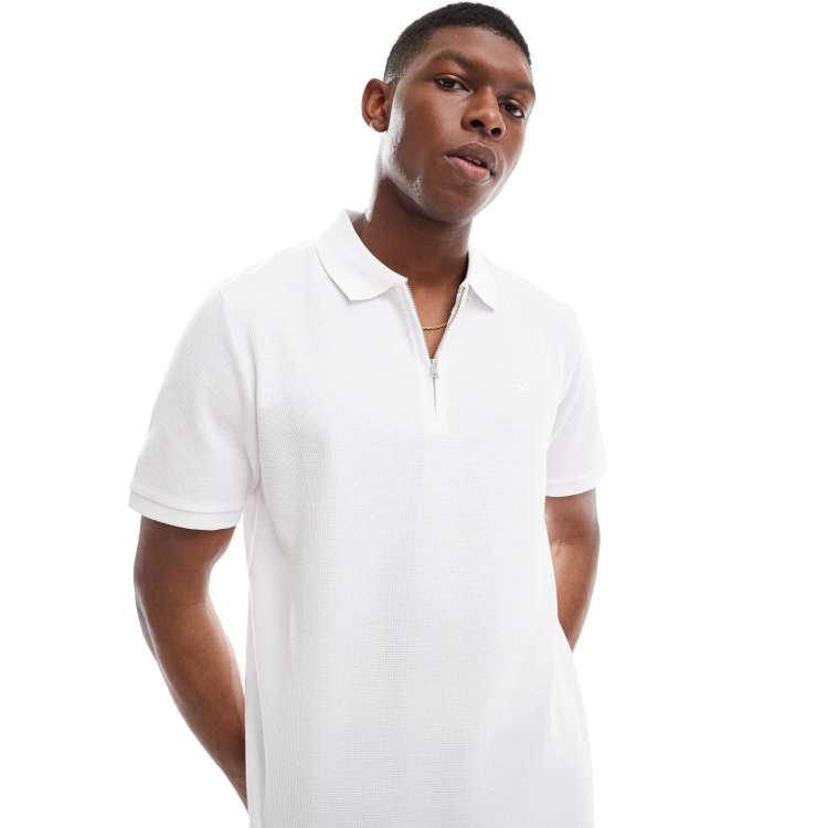 207912355-1-white?$n_750w$&wid
