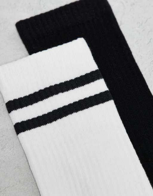 Jack & Jones 2 pack thick crew socks in black, 3 of 3