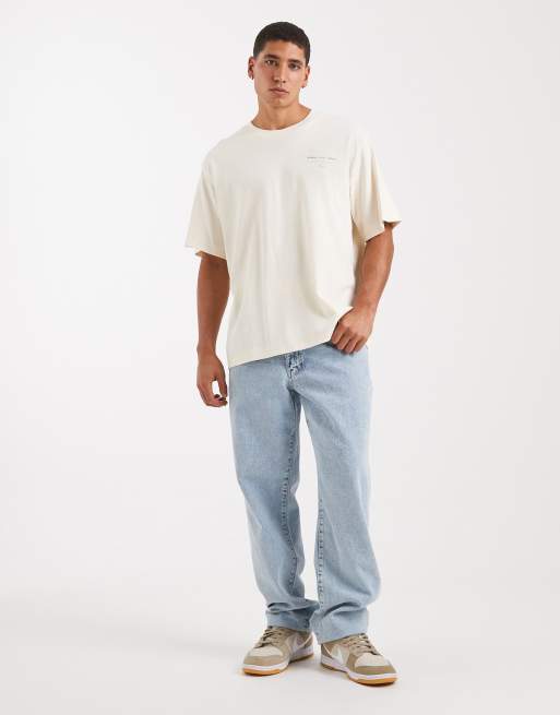 Jack & Jones 200gsm heavyweight oversize t-shirt with back print in white, 2 of 5