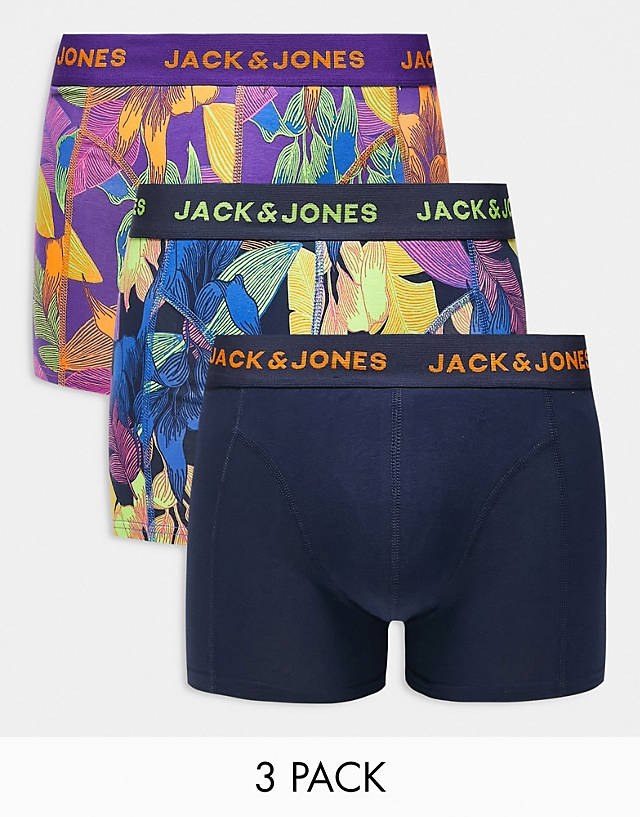 Jack & Jones - 3 pack trunks in bright floral