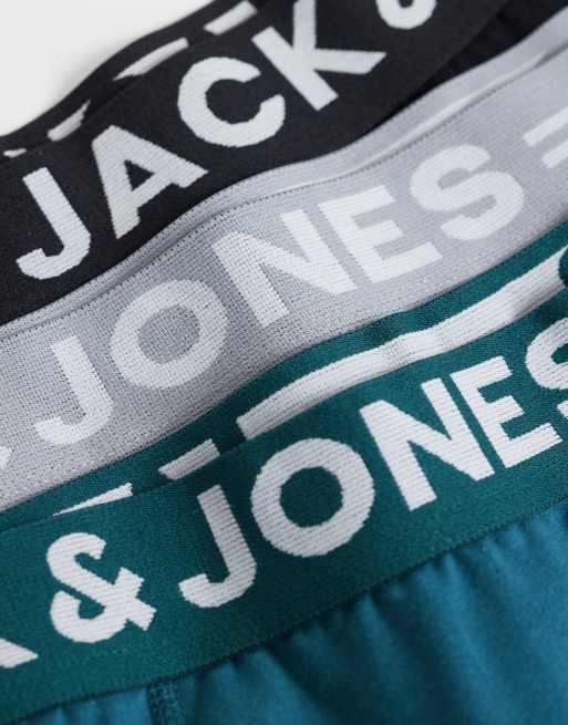 Jack & Jones 3-pack trunks with tonal waistband in black, 2 of 3