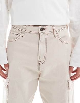 Jack & Jones Alex baggy fit cargo jeans in ecru with contrast stitching