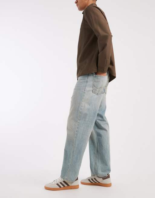 Jack & Jones Alex baggy fit jeans in light vintage wash, 3 of 5