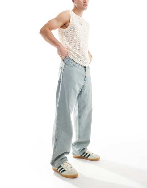 Jack & Jones – Alex – Weite Jeans in hellblauer Waschung - view 1