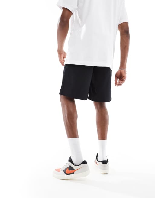 Jack & Jones baggy heavy twill chino shorts in black , 3 of 5