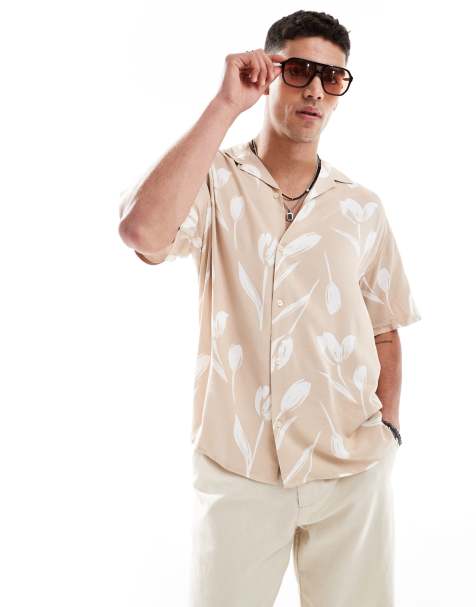 Jack & Jones - Beige og kortærmet skjorte med reverskrave og blomsterprint - view 1