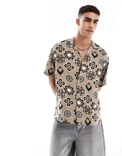 Jack & Jones revere collar geo short sleeve shirt in beige