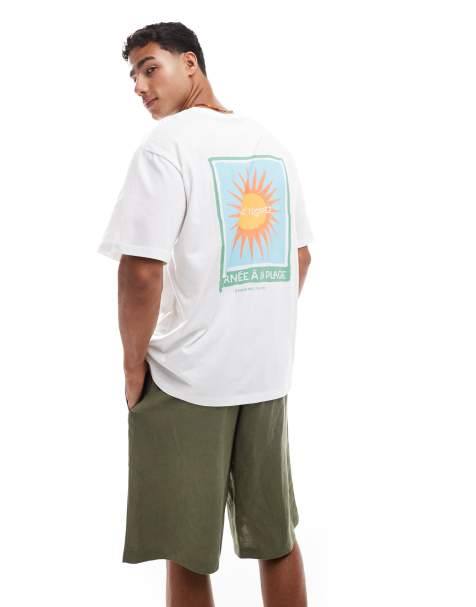 Jack & Jones – Biały T-shirt oversize z nadrukiem słońca i napisem „Saint Tropez“ na plecach - view 1