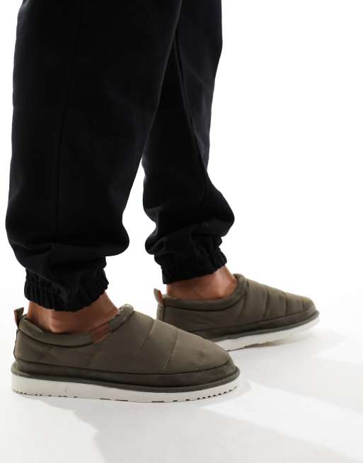 Jack & Jones – Bruna vadderade toffor i nylon