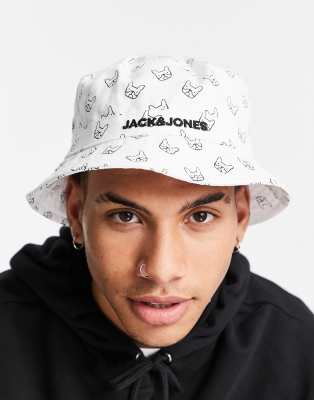 Jack Jones bucket hat with bulldog print in white