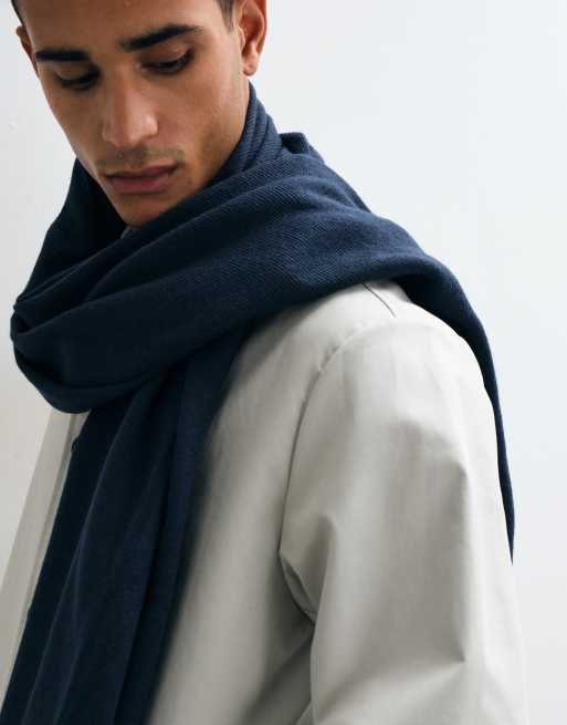 Jack & Jones bufanda con borlas azul marino, 2 de 3
