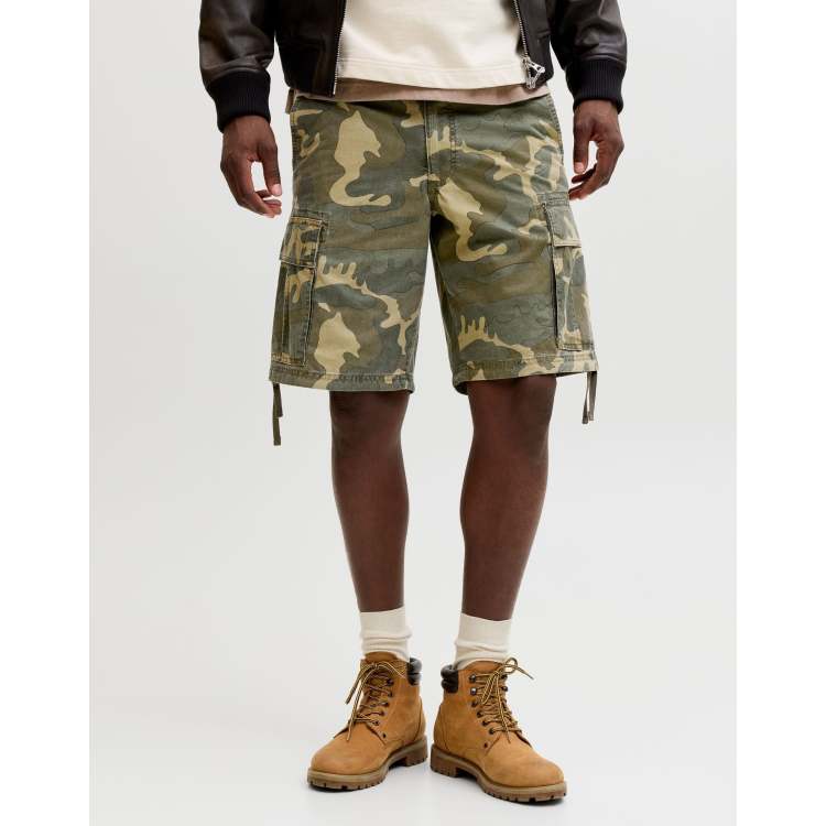 Jack & Jones Cargo shorts in forest night | ASOS