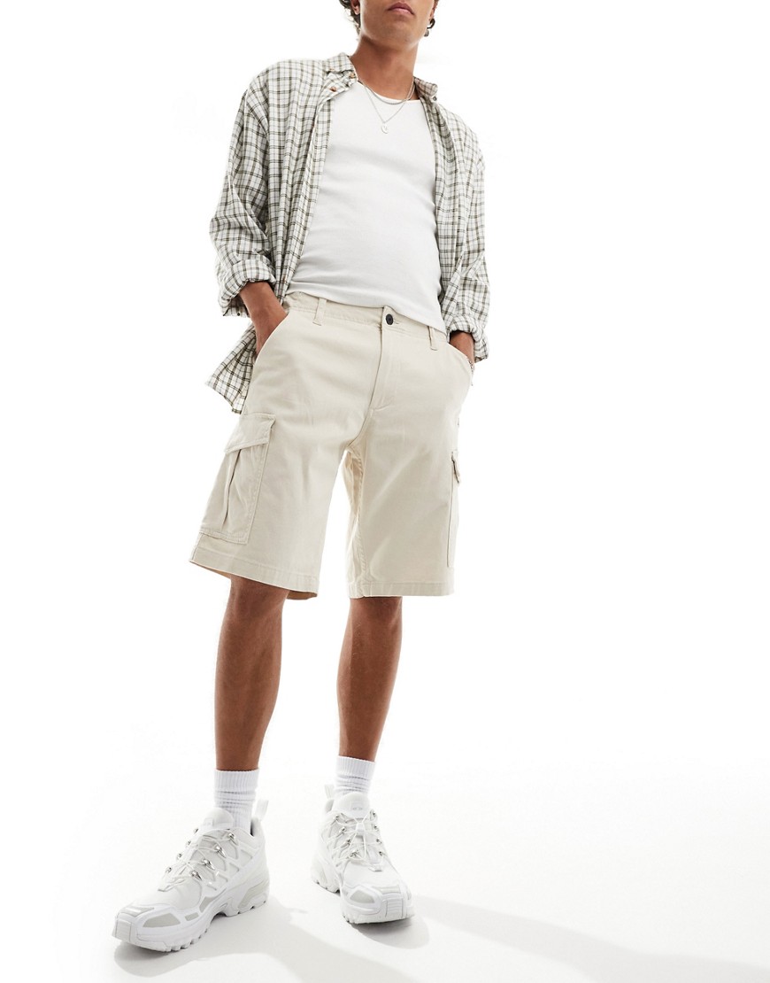 cargo shorts in off-white