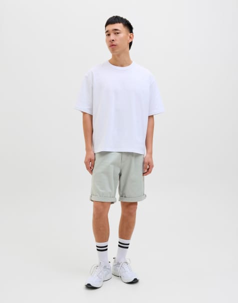 Jack & Jones Chino shorts in deep lichen green - view 1