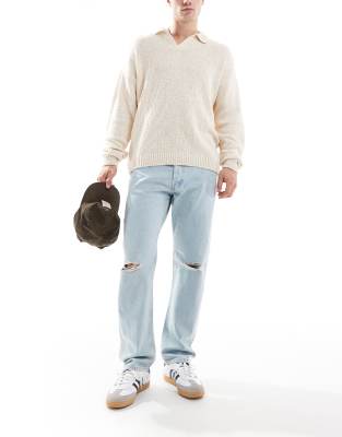 Jack & Jones Jack & Jones Chris straight leg jean with knee rips in light blue wash