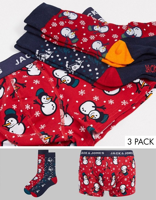 Jack & Jones Christmas giftbox with socks & trunks in Christmas prints