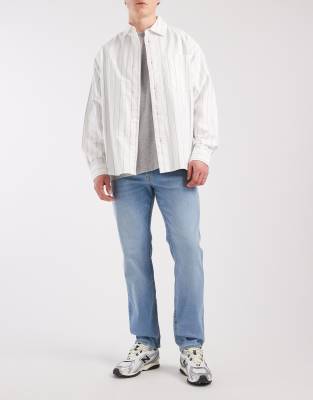 Clark - Jeans in Mittelblau mit regulärer Passform Blau W30 L32