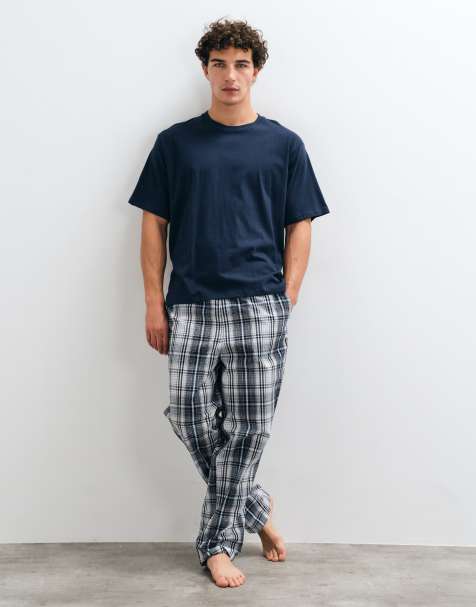 Jack & Jones completo pigiama con T-shirt e pantaloni a quadri in navy - view 1