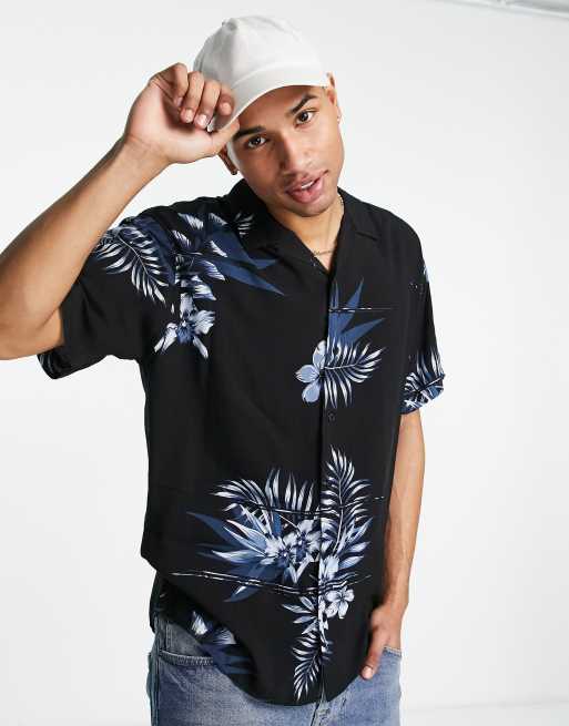 Jack & Jones - Core - Camicia oversize con colletto con rever e stampa di palme 