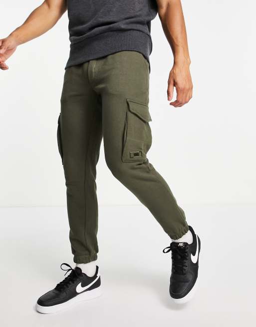 Jack & Jones Core cargo joggers in green | ASOS