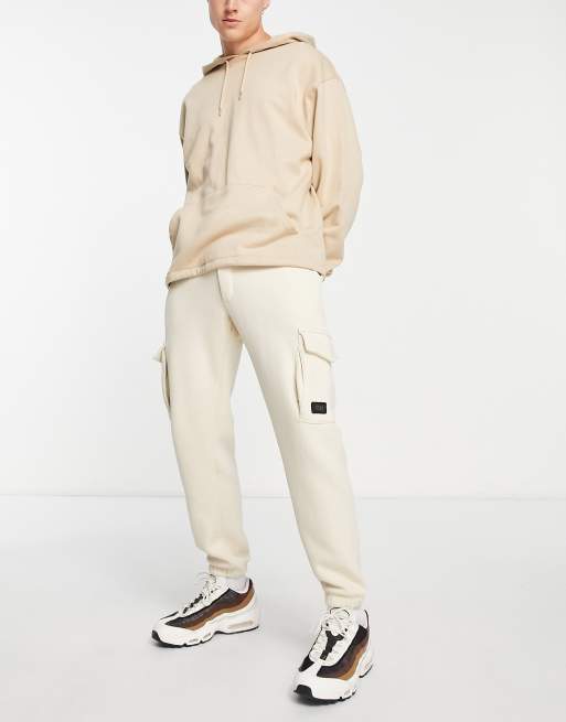 Jack Jones Core cargo sweatpants in beige ASOS