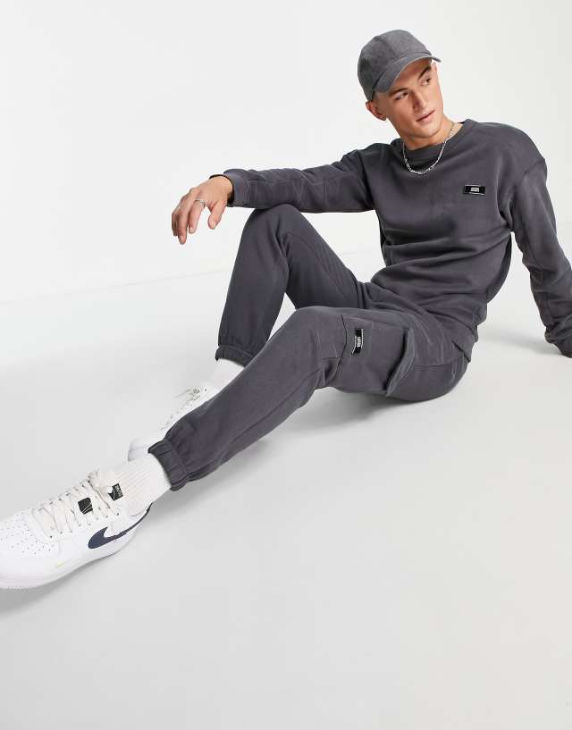 Jack & Jones Core cargo sweatpants in dark gray