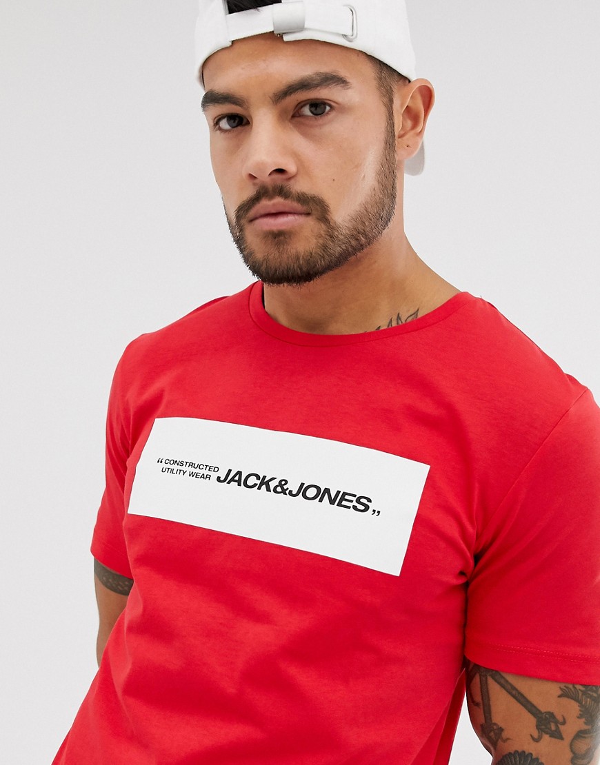 Jack & Jones – Core – Röd, mönstrad t-shirt med logga