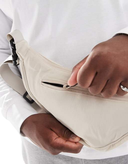 Jack & Jones - Cremehvid crossbody-bæltetaske med slyngedesign, 2 af 4