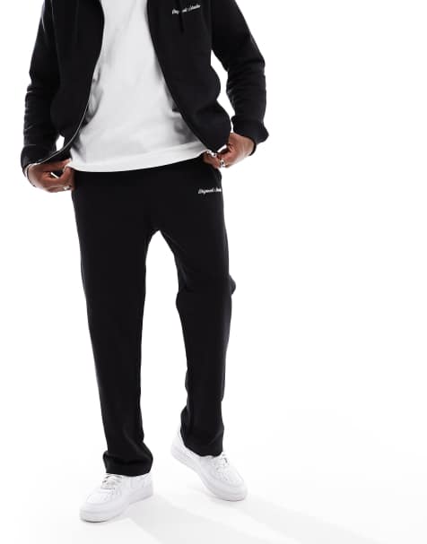 Jack & Jones relaxed fit jogger in black