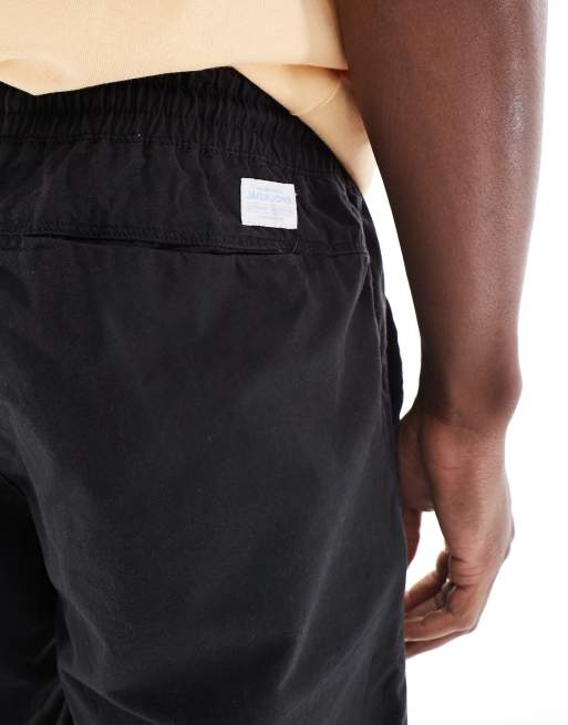 Jack & Jones drawstring chino shorts in black, 2 of 5