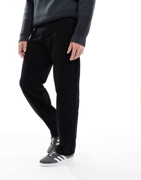 Jack & Jones – Eddie – Locker geschnittene Jeans in Schwarz - view 1
