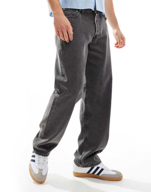 Jack & Jones – Eddie – Locker geschnittene Jeans in verwaschenem Grau 