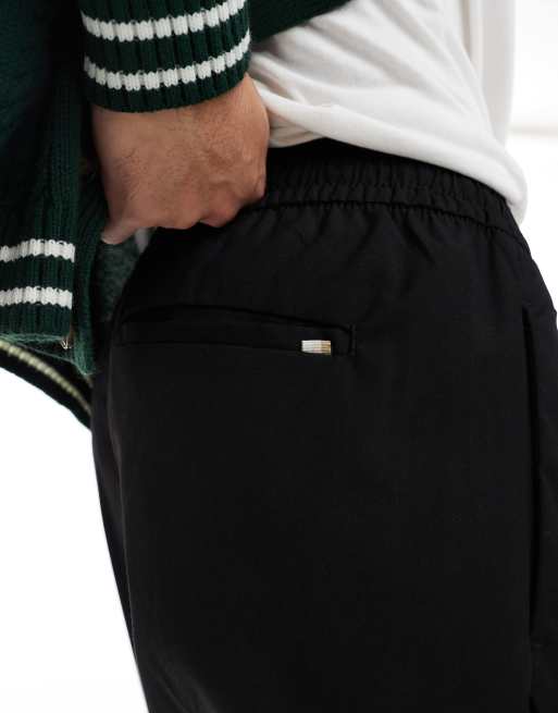Jack & Jones – Elegante, schmal zulaufende Hose in Schwarz mit Tunnelzug, 2 von 5