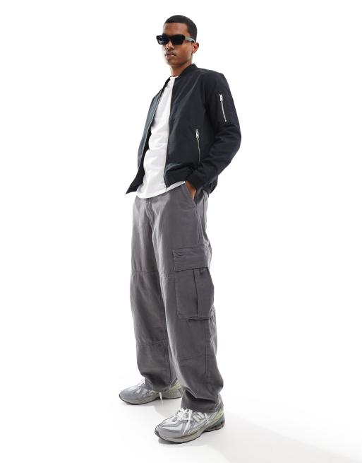 Jack & Jones Essential bomber jacket in black , 3 of 4