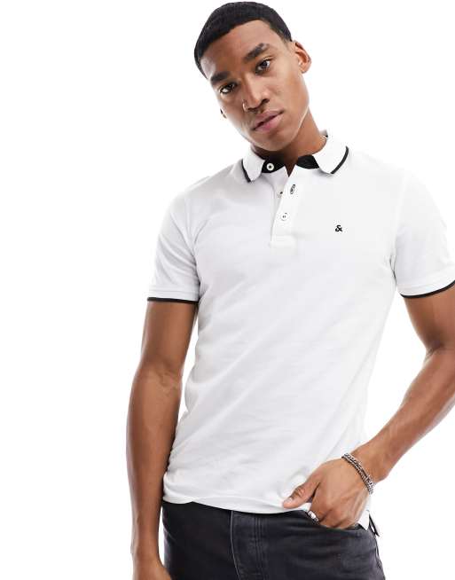 Jack & Jones – Essentials – Biała koszulka polo o dopasowanym kroju z logo i kontrastowym wykończeniem