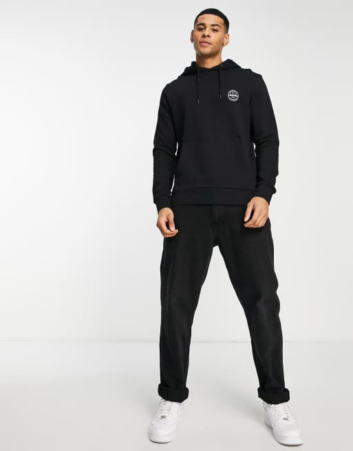 Jack & Jones Essentials hoodie with chest logo in black , 4 of 4