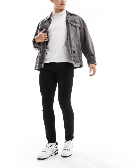 Jack & Jones Essentials – Liam – Eng geschnittene Jeans in Schwarz