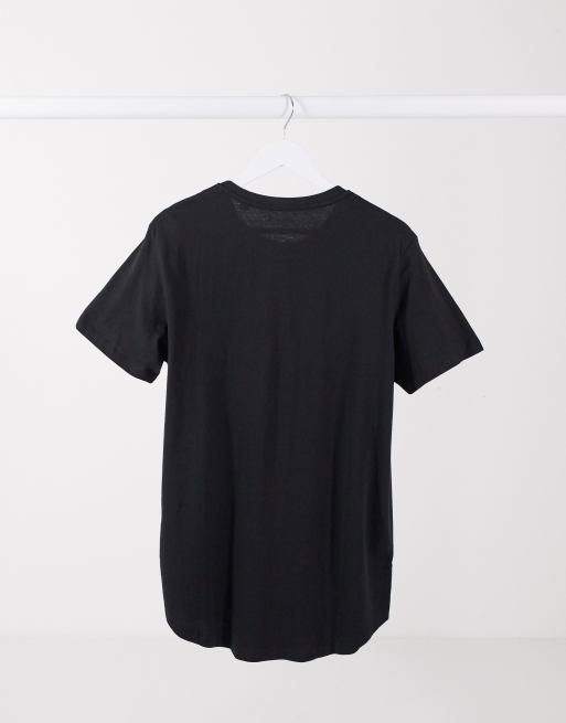 Jack & Jones Essentials longline t-shirt with curve hem in black, 2 of 4