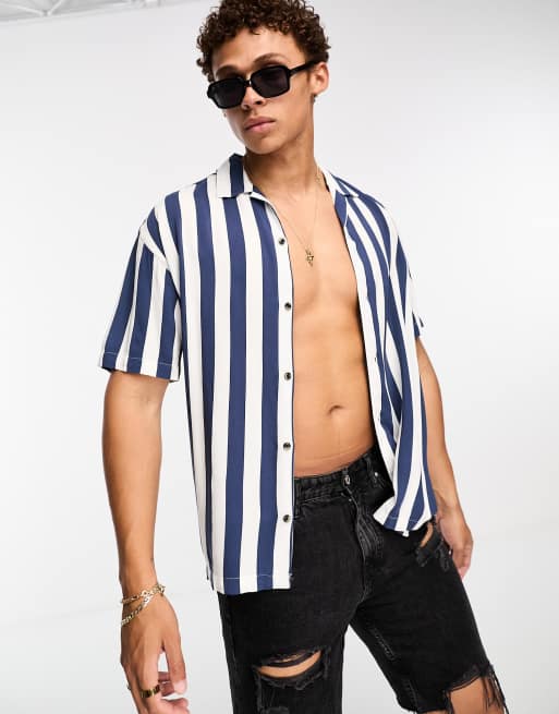 Jack & Jones Essentials – Niebieska koszula z krótkimi rękawami i kołnierzykiem kubańskim z wiskozy w paski 