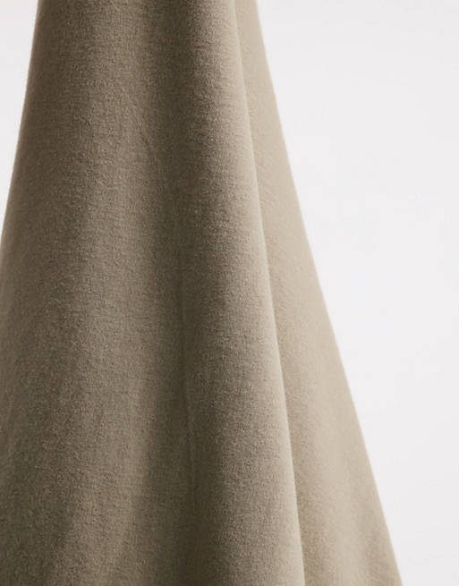  Jack & Jones Essentials organic cotton long sleeve top with curve hem in beige 